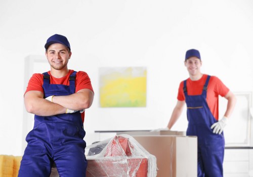 Removals van service for homes in Monken Hadley