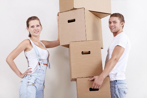Professional moving assistance in Monkenhadley with secure handling