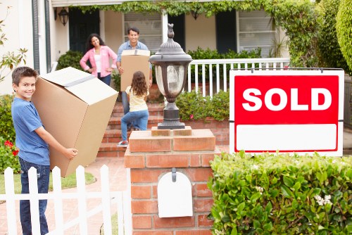Careful loading for a move in Monken Hadley